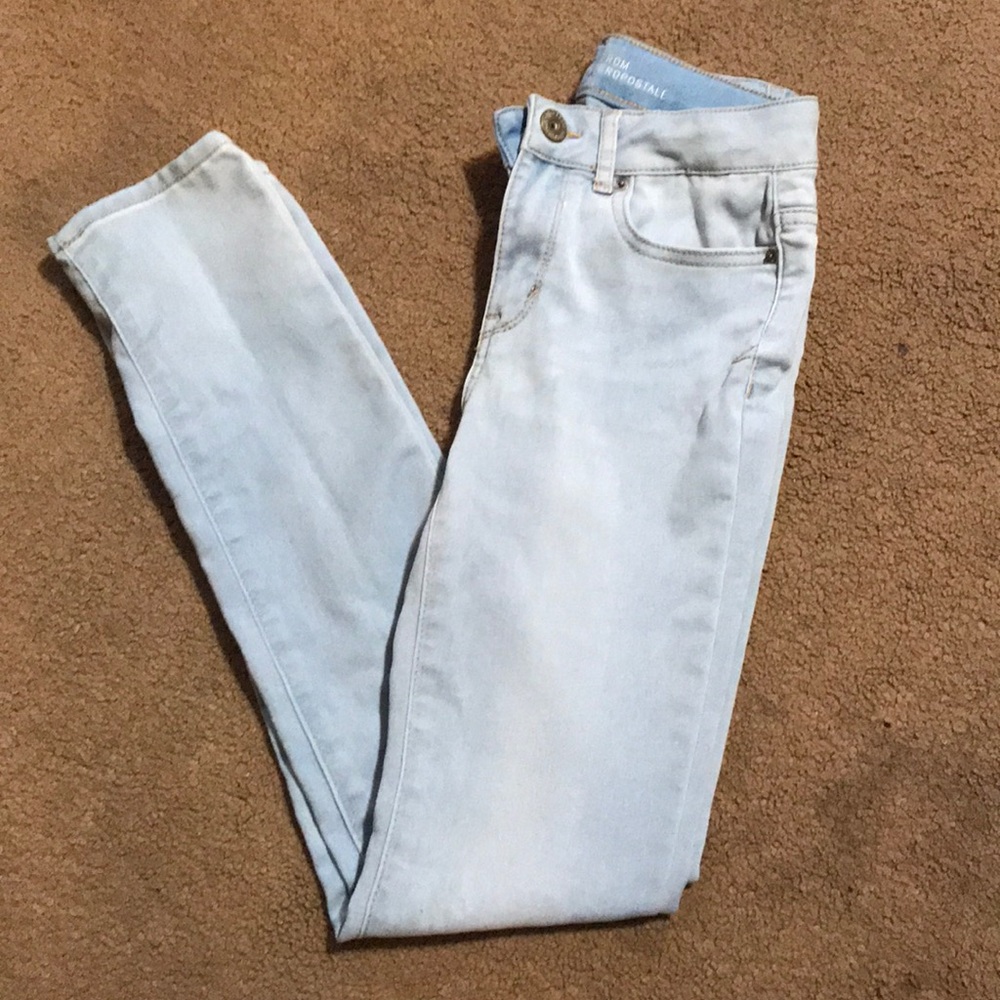 Juniors skinny jeans